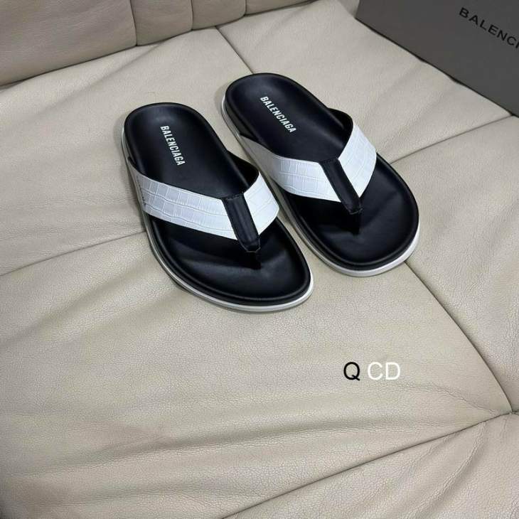 Picture of Balenciaga Slippers _SKUBalenciagasz38-45CD06013378